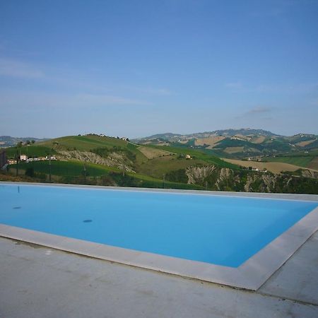 Agriturismo Fattoria Marchetti Hotell Montalto delle Marche Exteriör bild