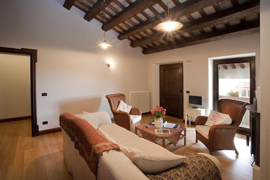 Agriturismo Fattoria Marchetti Hotell Montalto delle Marche Exteriör bild