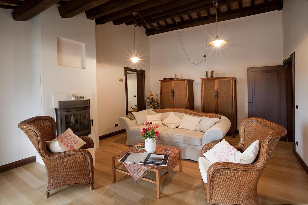 Agriturismo Fattoria Marchetti Hotell Montalto delle Marche Exteriör bild